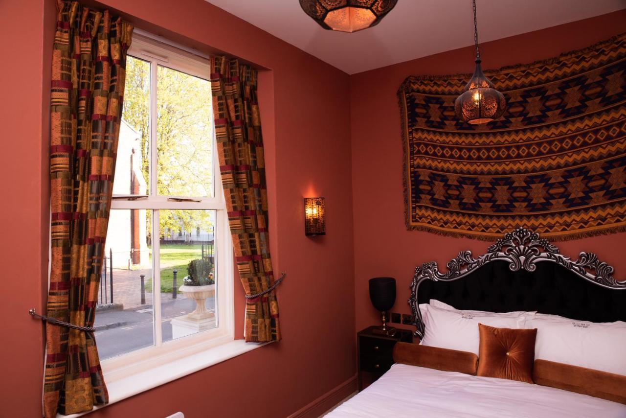 Domo Boutique Hotel オールドベリー エクステリア 写真