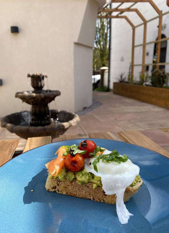 Domo Boutique Hotel オールドベリー エクステリア 写真