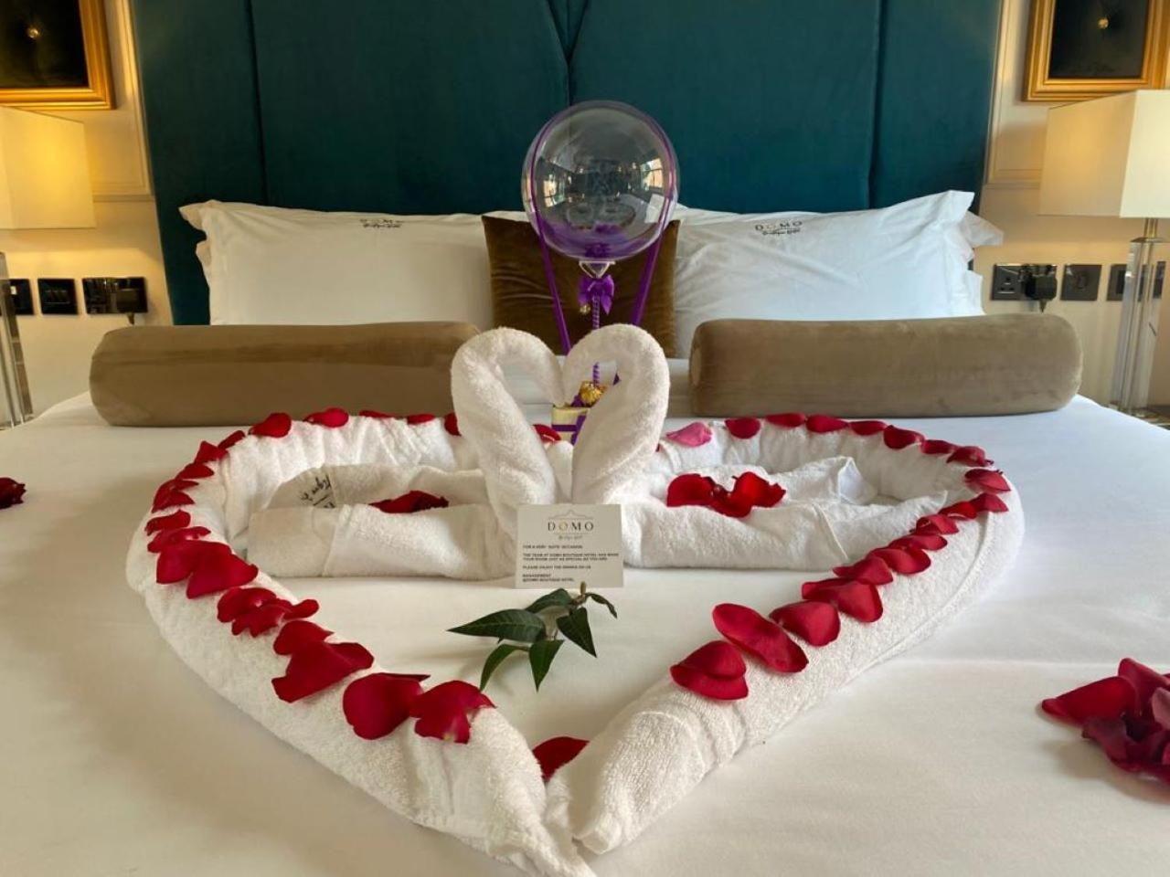 Domo Boutique Hotel オールドベリー エクステリア 写真